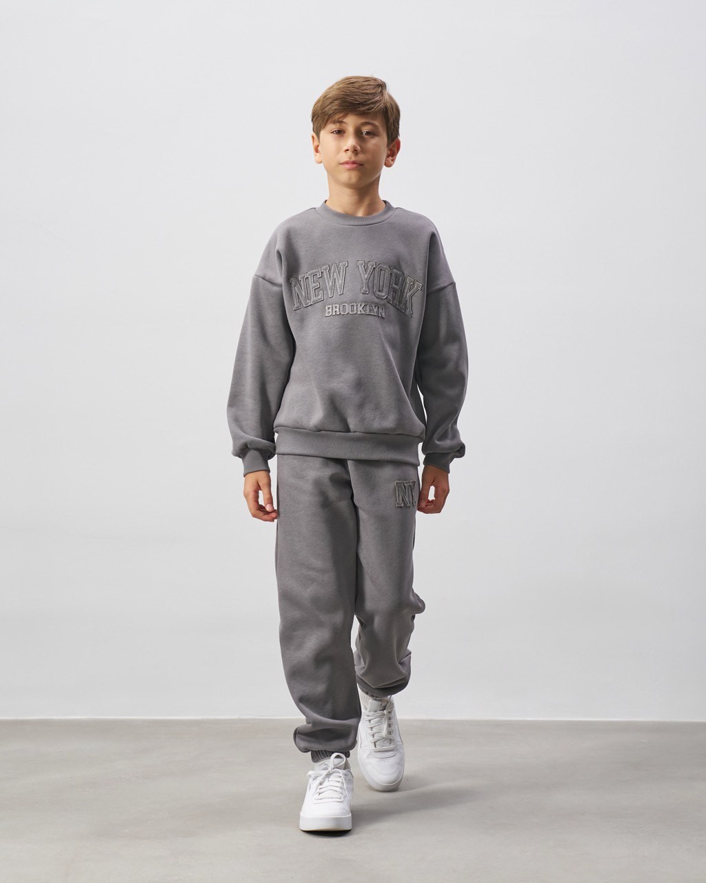 Σετ φόρμα - ΑΝΘΡΑΚΙ 8Y