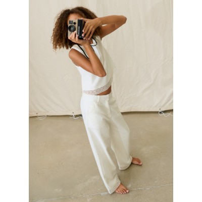 Παντελόνι μακρύ δαντέλα κεντητό - ΕΚΡΟΥ 16Y