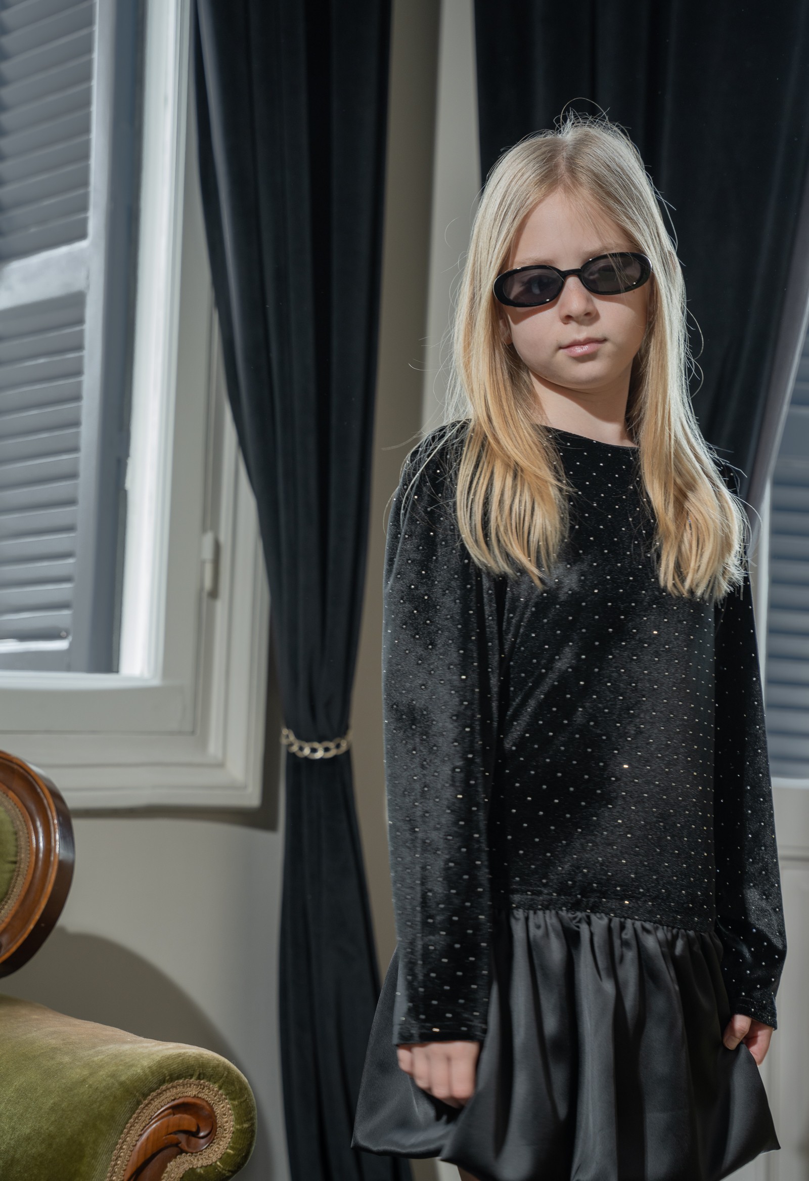 Φόρεμα με τσαντάκι - ΜΑΥΡΟ 12Y